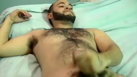 JoeSchmoeVideos.com: American getting a facial in the bed