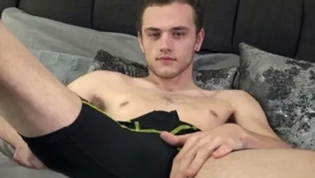 Raw energy in this hot jerkoff scene