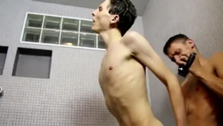HomeMadeTwinks.com: Natural Matthew Cole doggystyle