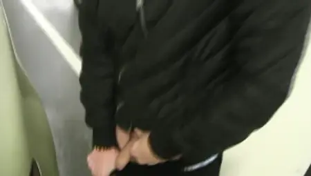 Czech Hunter: Very shy model butt fuck during interview