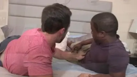 SC BlackMaleMe: Jock Eddie and muscled Landon fucked anal