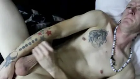 AlternaDudes - Inked skater helps with raw fucking in glasses