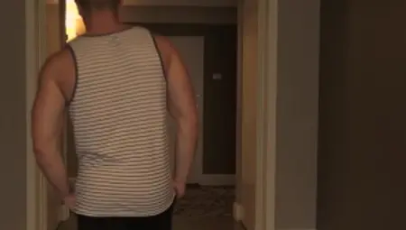 Bromo US - Bareback masturbating alongside athletic hunk