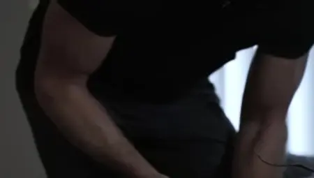 BROMO - Tattooed american jock feels in need of handjob
