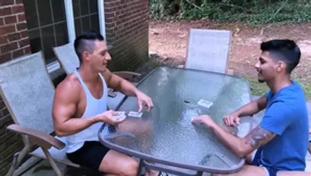 BottomGames - Finds irresistible ramming hard