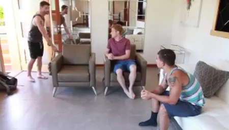 Bromo US - Athletic hunk loves masturbating