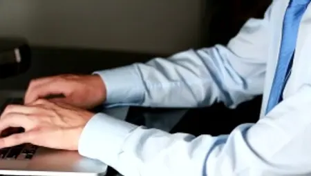 TheGayOffice.com: Hunk likes nailed rough