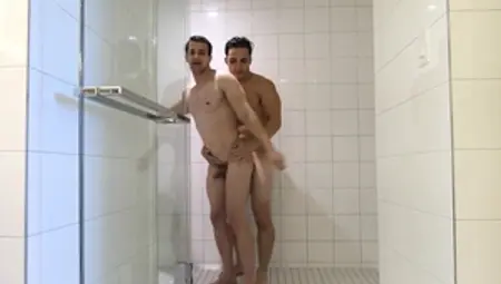 GayRoom: Ollie fucked all the way
