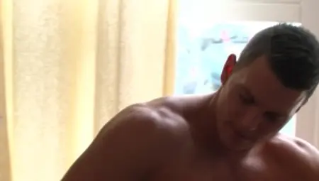 Men of UK: Hairy & muscled hunk in collar anal fucking
