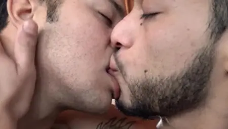 LatinLeche.com: Jesus & Gus hard sex
