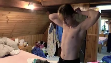Czech Hunter - Very slim Czech dude bareback doggy sex