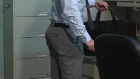 The Gay Office - Athletic hunk gets nailed rough wearing dress