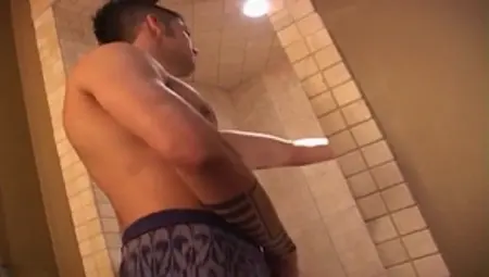 Next Door Male: A Wet and Wild Tease from NextDoorMale's Star