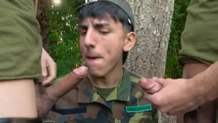 An Unseen Side of Soldiers and Rope Play