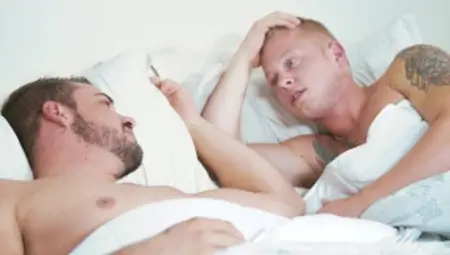 Str8 To Gay: Hard ramming next to muscle hunk