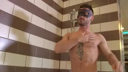 Maskurbate: Dominic in mask bends over in shower