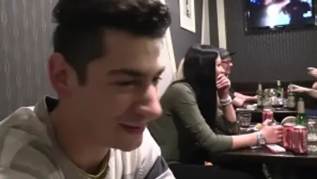 Czech Hunter: Friend sex for money