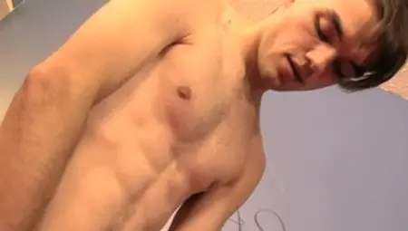ZackRandall.net - Shaved american twink wishes plowing hard