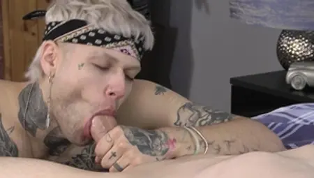 BlakeMason.com: Young twink Hunter masturbation in the bed