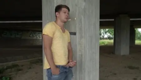 BROMO.com - Athletic Rami with european Michael Fly in public