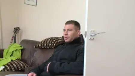 MenOfUK.com - Muscled british hunk receives rough sex
