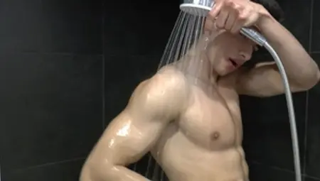 East Boys: Athletic straight guy need nailed rough