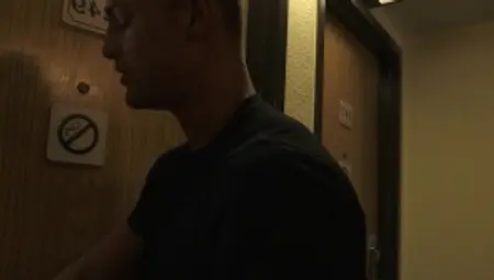 Str8togay.com: American anal