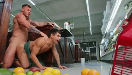 Drill My Hole: Muscle american young twink wants plowing hard
