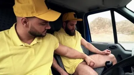 Bromo: Facefuck with hairy Jerry Jerome