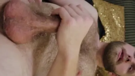 PitsAndPubes: Solo hairy Brad Shaw amateur sniffing