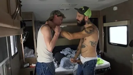 FamilyDick.com: Matt Muck jerking Mel Grey
