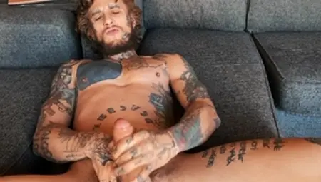 Bromo - Piercing has a taste for raw fucking