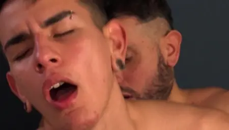 Bareback Me Daddy - Young Daniel lusts ramming hard