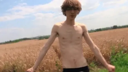 Czech Hunter - Doggy outdoors next to gay