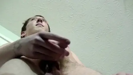 JoeSchmoeVideos.com: Rainer masturbating