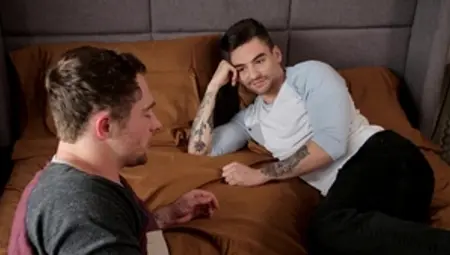 NextDoorRaw: Athletic gay wishes hard sex