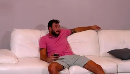 MEN - Tattooed goes in for nailing