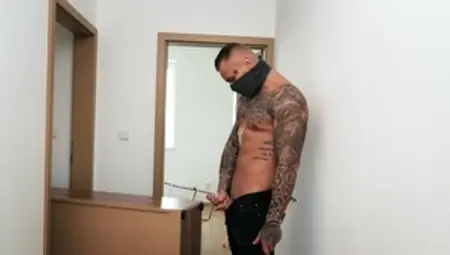Bromo - Blond Luke fucks in the ass sex tape