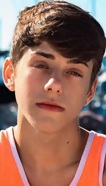 Joey Mills