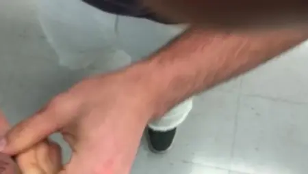 Reality Dudes - American impressed by big dick dude