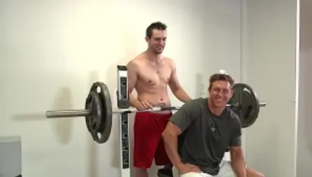 Jizz Orgy - Athletic american hunk likes masturbating