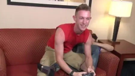 Str8ToGay - Piercing american hunk nailed by big dick guy